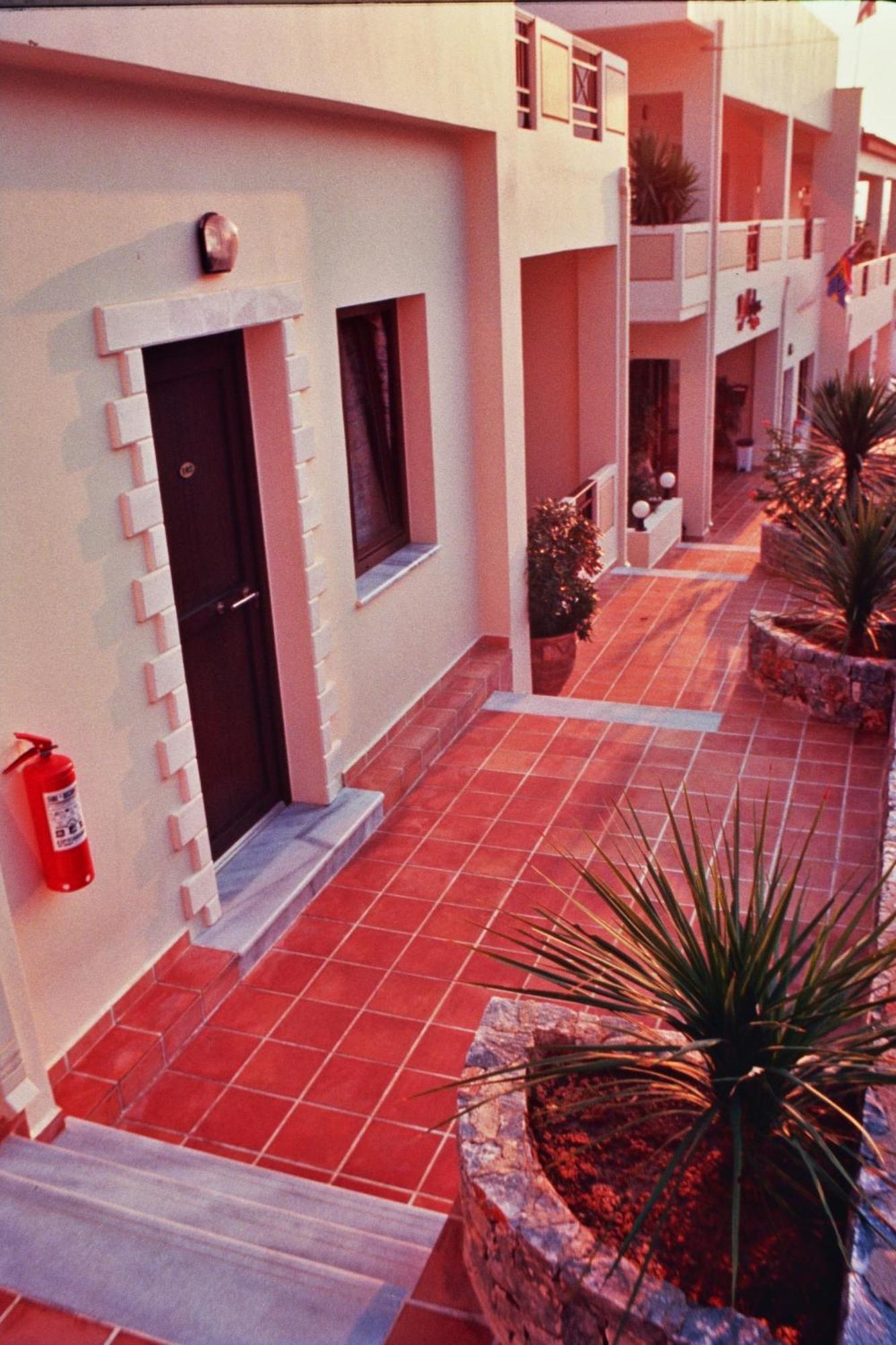 Mythos- Platanias- Hotel -Apts Platanés Zewnętrze zdjęcie